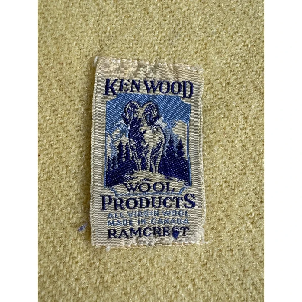 Vintage 70s Kenwood Twin/Full 100% Pure Virgin Wool Gold Blanket Made In Canada